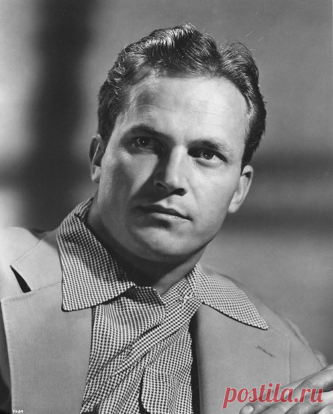 Ральф Микер