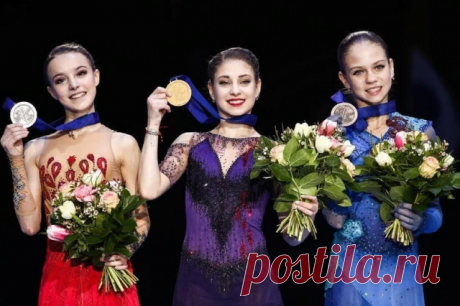 Российские фигуристки заняли весь пьедестал в соревнованиях среди женщин на чемпионате Европы 2020 по фигурному катанию в австрийском Граце!!!

Победу одержала Алена Косторная, набравшая в сумме за короткую и произвольную программы 240.81 балла. Серебро с результатом 237.76 балла завоевала Анна Щербакова. Призовую тройку замкнула Александра Трусова — 225.34.