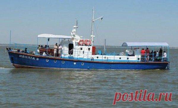 Под Одессой перевернулся катер, предварительная причина аварии - перегрузка .