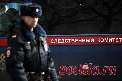 Тело 15-летней школьницы нашли в частном доме в российском селе. 1 февраля житель села Новогремяченское Воронежской области обнаружил мертвой свою 15-летнюю внучку. Тело находилось в комнате подростка в частном доме. Следственный комитет подтвердил факт гибели школьницы. Сейчас сотрудники ведомства устанавливают все обстоятельства произошедшего.