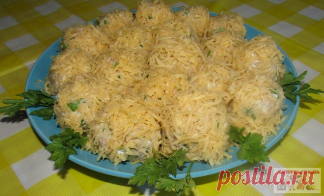 Закусочные шарики из печени трески На праздничном столе центральное место занимают холодные закуски. Хочу предложить вам рецепт холодной закуски, особенно понравившейся моим гостям. Закусочные шарики из печени трески готовятся очень пр…