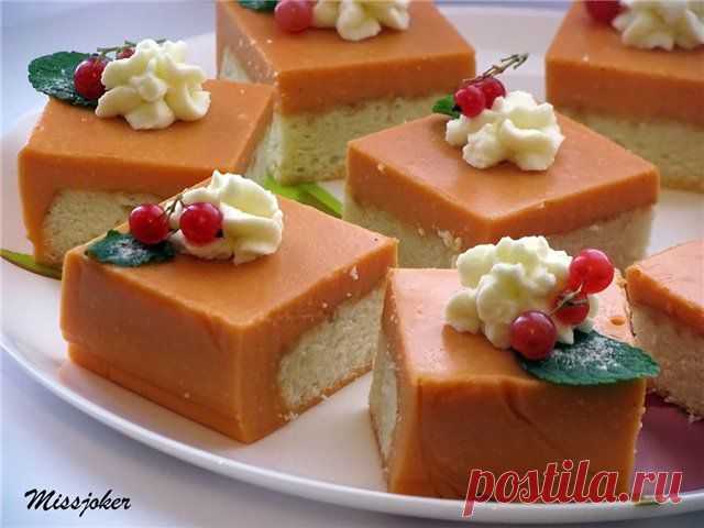 Вкуснейший бисквит с ягодным пюре