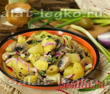 Постный салат из картофеля с грибами и луком, рецепт с фото