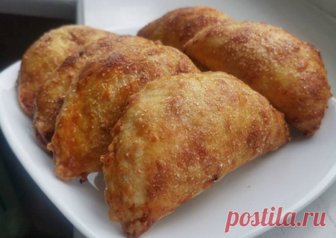 Сырные пирожки с пряной яблочной начинкой
