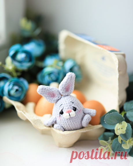 PDF Зайка-Яйцо крючком. FREE crochet pattern; Аmigurumi toy patterns. Амигуруми схемы и описания на русском. Вязаные игрушки и поделки своими руками #amimore - маленький зайка к Пасхе, заяц в форме яйца, зайчик из обычной пряжи, кролик, зайчонок, крольчонок.