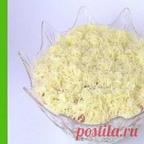Салат &quot; Безумный&quot; с крабовыми палочками