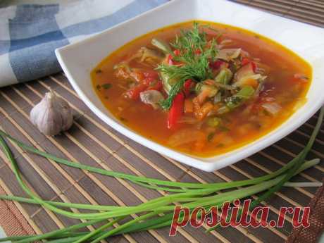 Грибной суп со стручковой фасолью и баклажана