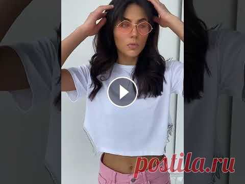 Футболка хлопок в стиле БОХО с вырезами по бокам и металлическими цепочками 1410 Детали у нас на сайте, ссылка внизу Единственная и неповторимая – такой должна быть вещь в стиле бохо. Она создана подчеркнуть индивидуальность, поэто...