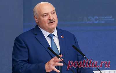 Лукашенко: Белоруссию настораживает агрессивный настрой Польши и Балтии. Давление осуществляется по всем направлениям, указал белорусский лидер Александр Лукашенко