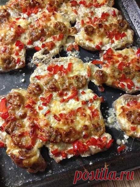 Мясо запеченное с бананом и сладким перцем