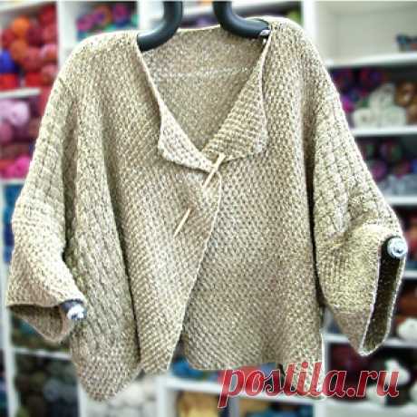 Artesanal Kimono pattern by Cathy Montoya 
Loose-fitting, open-front, cropped kimono knit in double moss stitch and basket weave stitch. Sweater is knit back and forth on circular needles, with very little finishing required.
