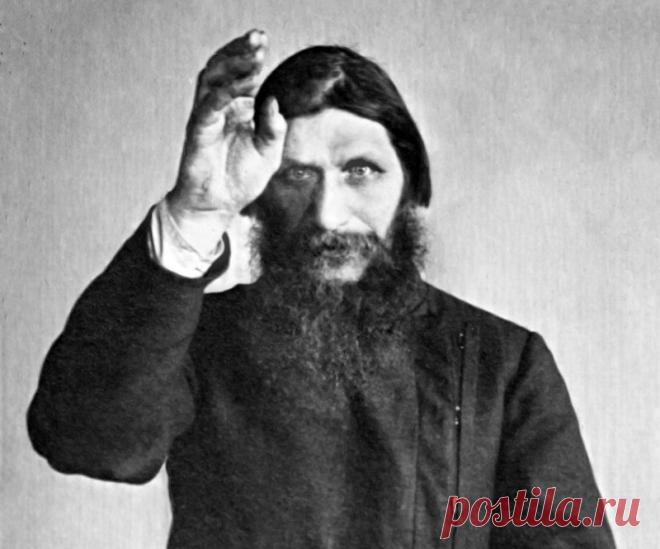 Удивительные факты о Распутине | Чёрт побери Кем он был – святым, демоном или просто развратным шарлатаном? Сегодня Григория Ефимовича Распутина величали бы, наверное, экстрасенсом и точно так же приветствовали везде и всюду, а тогда, в начале 20 века, сибирский мужик с репутацией великого целителя добрался до самых верхов, став личным врачом царицы Александры и ее больного гемофилией сына…  Лечение сводилось в основном к расслабляющим методикам и отказу от аспирина, в то ...