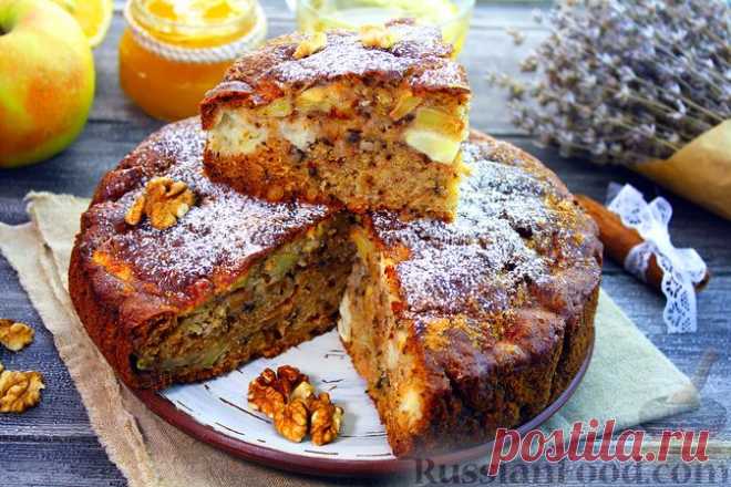 Рецепт: Медовая шарлотка с яблоками на RussianFood.com
