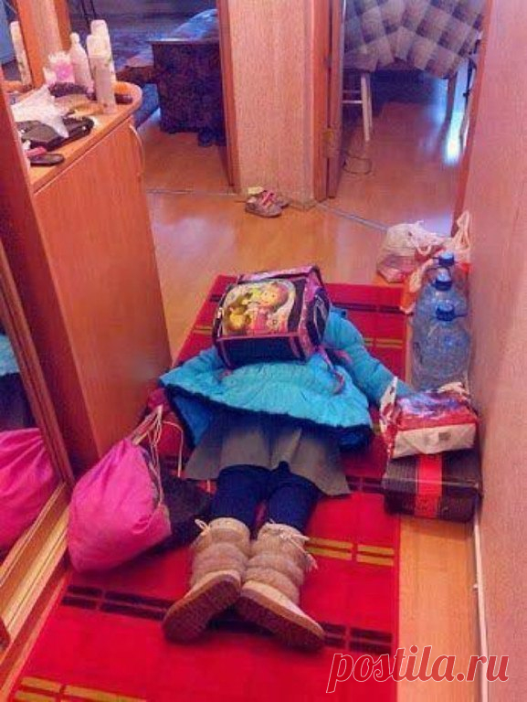 Мне очень плохо. Мой ребенок плохо учится, со слов учителя. Учительница за два года ни разу не сказала, что ему что-то удается. Я как и всякий нормальный родитель не считаю своего ребенка тупицей. Сейчас начались полугодовые контрольные и проверочные работы, он все их провалил.
Показать полностью…