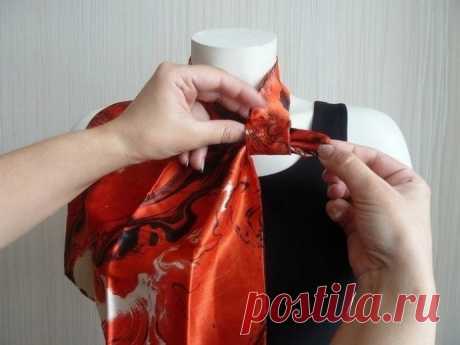 ​Французская косынка для элегантной весны
