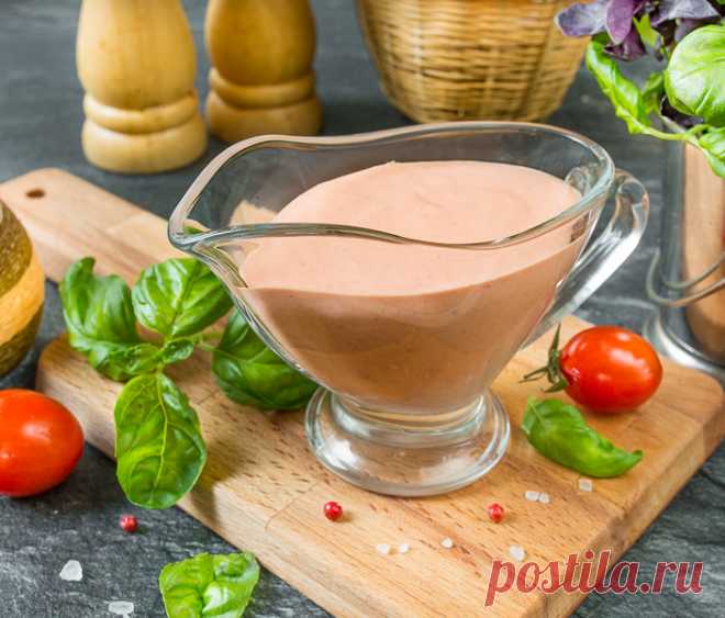 Соус “1000 островов” на Вкусном Блоге Новая неделя – и новый рецепт соуса в вашу и мою копилку 🙂 Сегодня будет холодный соус – ничего варить, жарить и выпаривать для него не нужно. В основе соуса “1000 островов” – майонез, который мы приготовим сами. Ну или возьмем готовый, если нет желания или возможности возиться. Помните рецепт…