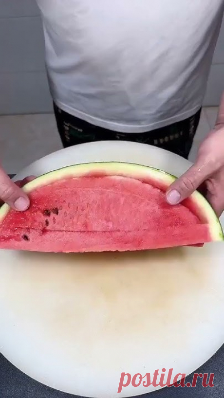 Welcome to Fruit Carving Art!Join me on a journey of creativity and culinary art as I transform ordinary fruits and vegetables into stunning works of art. Fr...