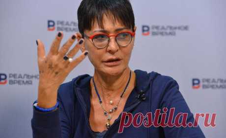 «Могу съесть 300 граммов телячьей колбасы одна», — Ирина Хакамада рассказала как в 66 лет держит себя в форме
Добрый день, читатели блога! Поговорим о том, как Ирина Хакамада в свои 66 лет поддерживает фигуру в форме. В интервью с Ириной Безруковой она сказала, что ничего с собой не делает — ни очищения (детоксы), ни проверки организма. Молодец Ирина в этом плане, не следует модным тенденциям — наесть 20 кг, потом в клинике похудеть […]
Читай дальше на сайте. Жми подробнее ➡