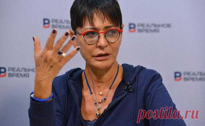«Могу съесть 300 граммов телячьей колбасы одна», — Ирина Хакамада рассказала как в 66 лет держит себя в форме
Добрый день, читатели блога! Поговорим о том, как Ирина Хакамада в свои 66 лет поддерживает фигуру в форме. В интервью с Ириной Безруковой она сказала, что ничего с собой не делает — ни очищения (детоксы), ни проверки организма. Молодец Ирина в этом плане, не следует модным тенденциям — наесть 20 кг, потом в клинике похудеть […]
Читай дальше на сайте. Жми подробнее ➡