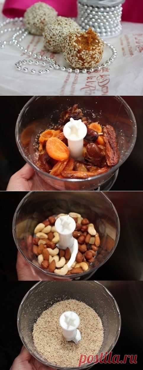 Конфеты из фиников, банана и кураги.