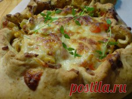 Провинциальный порционный пирог с курицей и овощами. Рецепт c фото, мы подскажем, как приготовить!