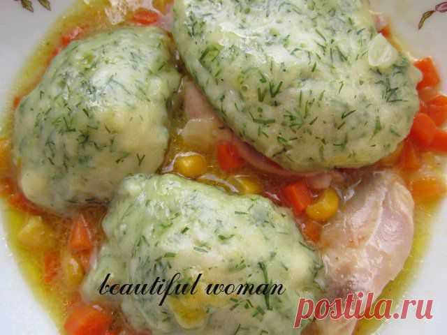 Курица в густом соусе с клeцками - кулинарный рецепт