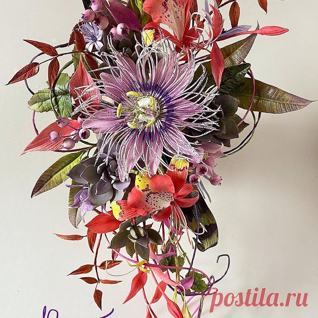 I’ve combined the Passionflower and berries from my FB Live Online class with the flowers of the Exotic Amhertsia and also with the succulents from my CI online demonstration into a bright and colourful exotic bouquet ♥️💜💫🌿The footage for the Passionflower and the Amhertsia has been saved for you to watch and rewatch at your own leisure. If you would like to sign up for these demonstrations they are £30 each via PayPal or bank transfer - please message or email me - nas...