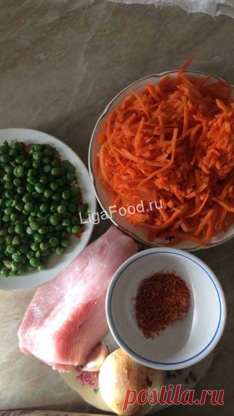 Яркий рис с курицей