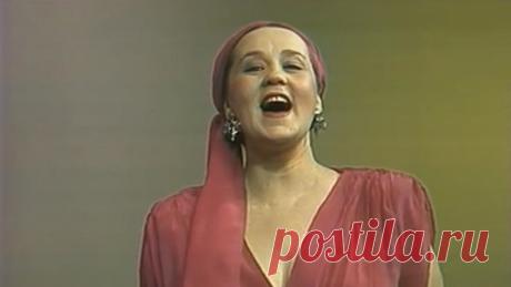 Вафира Гиззатуллина - Эх, кунелле омэсе
Вафирә Гыйззәтуллина - Эх, күңелле өмәсе
Салих Сәйдәшев көе, Таҗи Гыйззәт сүзләре