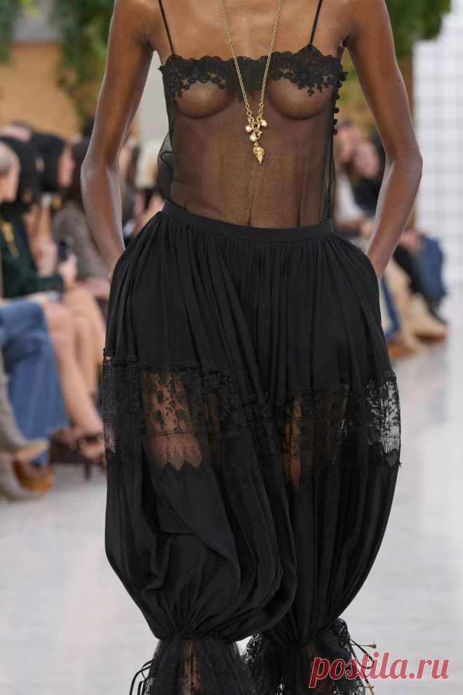 Брюки-шаровары: тренд брюк, который отменит длинную юбку этим летом | Kristen Bosh | Дзен