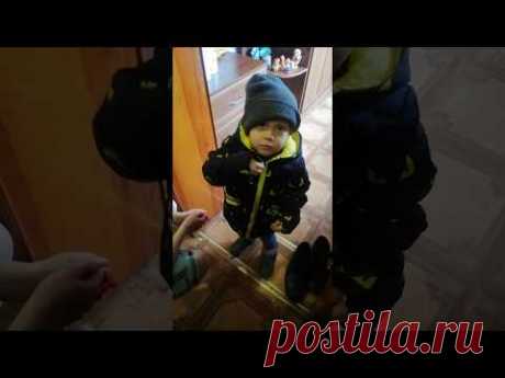 Видео бомба! Даже Вы до такого не додумались бы! Как мой Сын в Детский Сад за братом собирался.