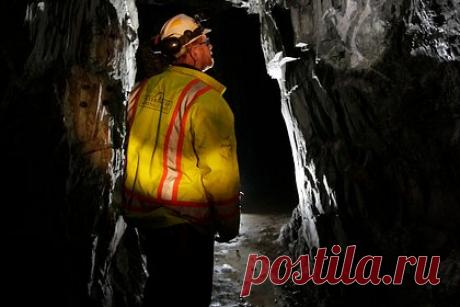 В Совфеде назвали таинственной цель испытания на ядерном полигоне в Неваде. Глава комитета Совета Федерации по международным делам Григорий Карасин назвал таинственной и малопонятной цель испытания на ядерном полигоне в американском штате Невада. Сенатор допустил, что подобное призвано «раззадорить» Россию в контексте решения вокруг Договора о всеобъемлющем запрещении ядерных испытаний.