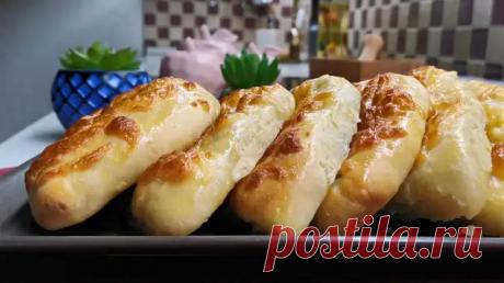 Мои маленькие лепешки по вкусу не устыпают настоящим Хачапури. А рецепт простейший, можно к завтраку успеть - Будет вкусно - 31 октября - 43953493091 - Медиаплатформа МирТесен