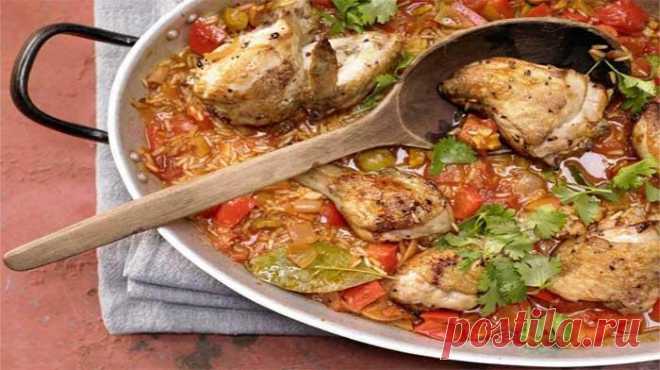 Тушёная курица по-испански