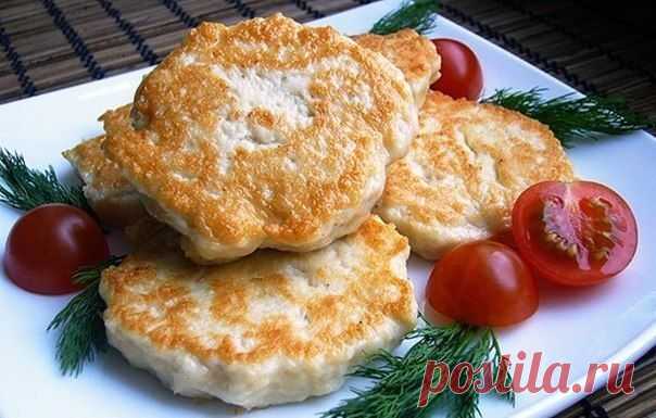 Быстрый сытный рецепт: картофельные оладьи с куриным фаршем