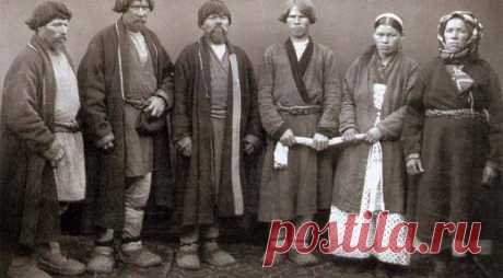 Великий полоз и другие боги, в которых верили народы Урала Урал стал настоящим плавильным котлом для народов и их верований. Первый человек появился здесь около ста тысяч лет тому назад. Когда-то здесь жил странный народ – «чудь белоглазая», а позже – манси и…