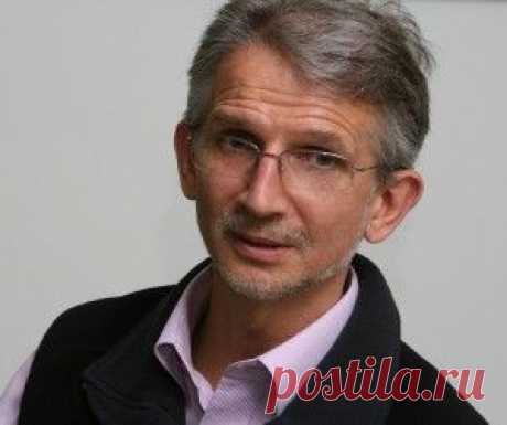 Секреты «новых богатых». Полезность. Что ты сделал полезного для людей, для жизни. Какое наследие ты оставишь после себя. Прекрасное интервью. На вопросы Артёма Мельника отвечает преподаватель МГУ в прошлом, практический психолог, создатель крупнейшего в России тренинг центра Николай Иванович Козлов - https://nrsecrets.ru/part032/