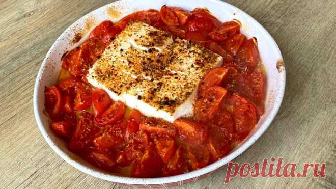 С этим соусом куриная грудка тает во рту! Курочка в невероятно вкусном соусе!!! На обед или ужин с гарниром или без – пальчики оближешь! Попробуйте и вы убедитесь!!!ИнгредиентыКуриная грудка – 1 шт.Фета (фетакса) – 280-300 гр.Помидоры черри – 380-400 гр.Растительное масло – 2-3 стл.Соль – по вкусуЧерный перец – по вкусуСпеции...