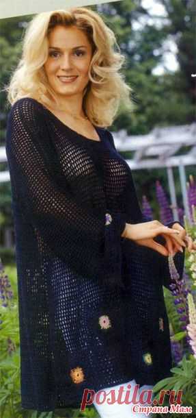 Свободный блузон в филейной технике с каймой из "бабушкиных" квадратов. Крючком. / Страна Мам