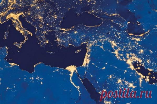 «Призрачный» остров в Каспийском море сфотографировали научные спутники Два спутника NASA сфотографировали «призрачный» остров Чигил-дениз в Каспийском море примерно в 25 километрах от восточного побережья Азербайджана. Необычный остров, возникший два года назад, почти полностью исчез, и разглядеть то, что от него осталось, можно только из космоса.О первом...