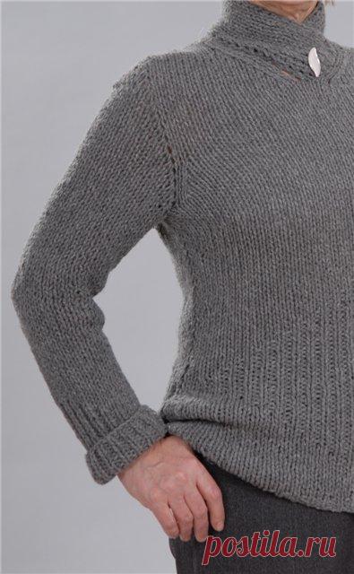 Вязание рукавов от верхнего края пройм.