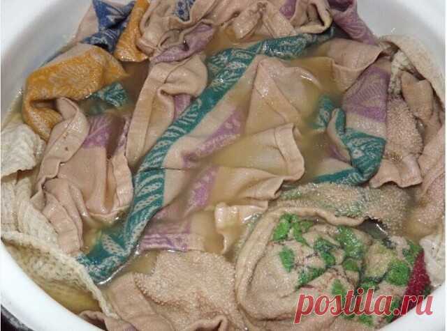 СУПЕРЧИСТЫЕ КУХОННЫЕ ПОЛОТЕНЦА?
 
на ведро КИПЯЩЕЙ воды
- 2 столовые ложки подсолнечного масла,
- 2 столовые ложки сухого отбеливателя ( самого простого 