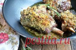 Запечённая баранья нога с розмарином - кулинарный рецепт.