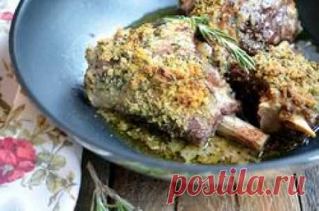 Запечённая баранья нога с розмарином - кулинарный рецепт.