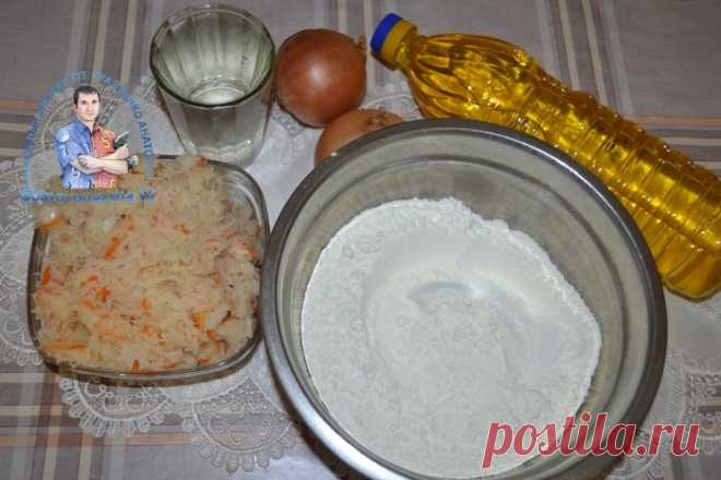 Вареники с кислой(квашеной) капустой. Рецепт моей бабушки. Вкусно, как в детстве  А мы делали с цветной капустой, но не квашеную, а свежую отваренную и добавляли морковь и тёрли яблоко. Вот это было объедение, у кого были свои огороды в деревне!