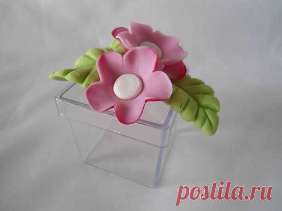 Caixinha Acr�lica com Flores | Atelier Amor Pela Arte Artesanato feito Com Amor P/ Voc� e P/ Quem Voc� Ama! &#9829 | 185DF8 - Elo7