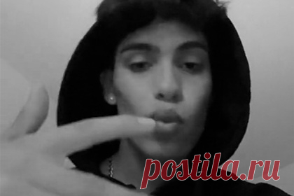 19-летний блогер погиб в ДТП. Американский TikTok-блогер Габриэль Салазар (Gabriel Salazar) погиб в автомобильной аварии. По предварительным данным, смертельное ДТП случилось в минувшее воскресенье, 26 сентября, в Сан-Антонио, штат Техас. Другие подробности смерти 19-летнего тиктокера не разглашаются.