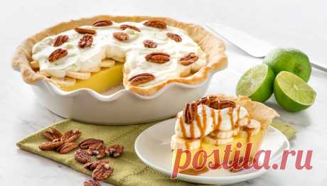 Творожно-банановый пирог − 6 рецептов приготовления в духовке, в мультиварке и без выпечки Вкусный хрустящий десерт с нежнейшей банановой прослойкой и рассыпчатым тестом не оставит никого равнодушным. Творожно-банановый пирог не слишком сладкий и очень ароматный. Простой творожно-банановый пирог Если вы не уверены в своих кулинарных способностях, то простой творожно-банановый пирог создан специально для вас. Приготовить его сможет даже неопытный повар. Ингредиенты: мука − ...