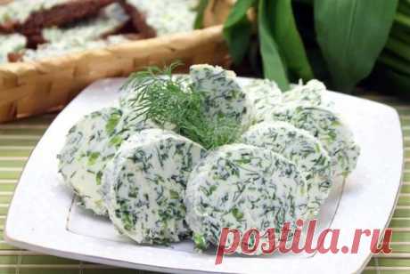 Чесночно-укропное масло на завтрак. Очень ароматное и вкусное 
Ингредиенты:
✓ 100 г сливочного масла
✓ 1 пучок укропа
✓ 1 зубчик чеснока
✓ 6 капель лимонного сока
✓ соль
 
Это чесночно-укропное ароматное масло пригодится вам не раз, например, когда вам захочется…