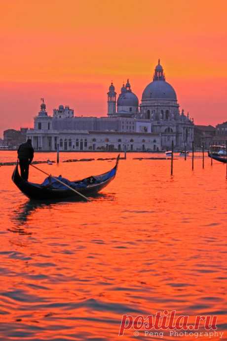 Santa Maria della Salute, Venice, Italy  |  Pinterest